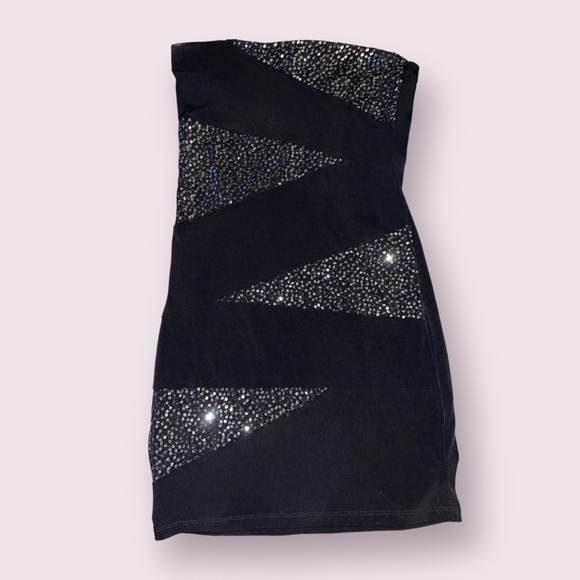 SOLD Charlotte Russe Mini Sleeveless Sequined Dress - Picture 3 of 5
